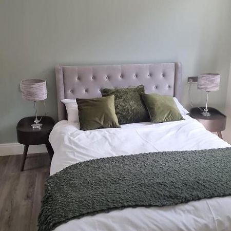 Jasmin Apartments - Luxury 1 & 2 Bedroom Units With Free Parking Bushey Extérieur photo