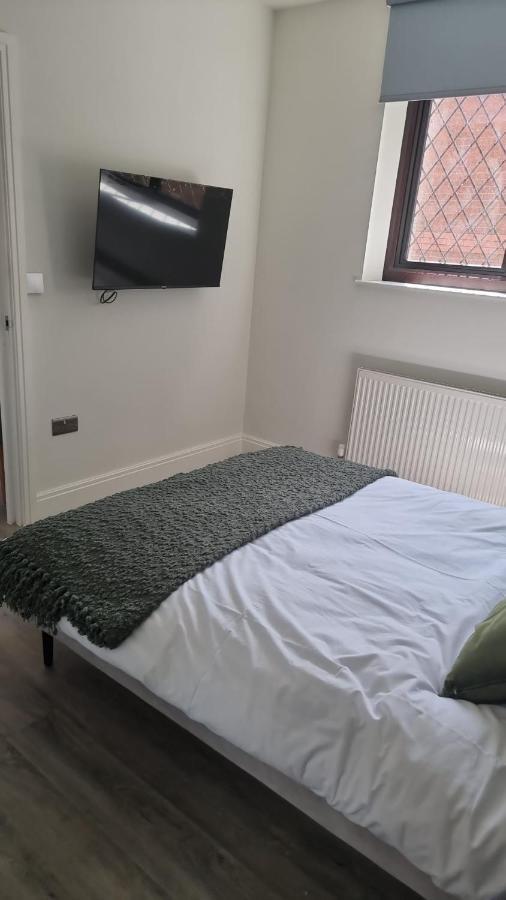 Jasmin Apartments - Luxury 1 & 2 Bedroom Units With Free Parking Bushey Extérieur photo