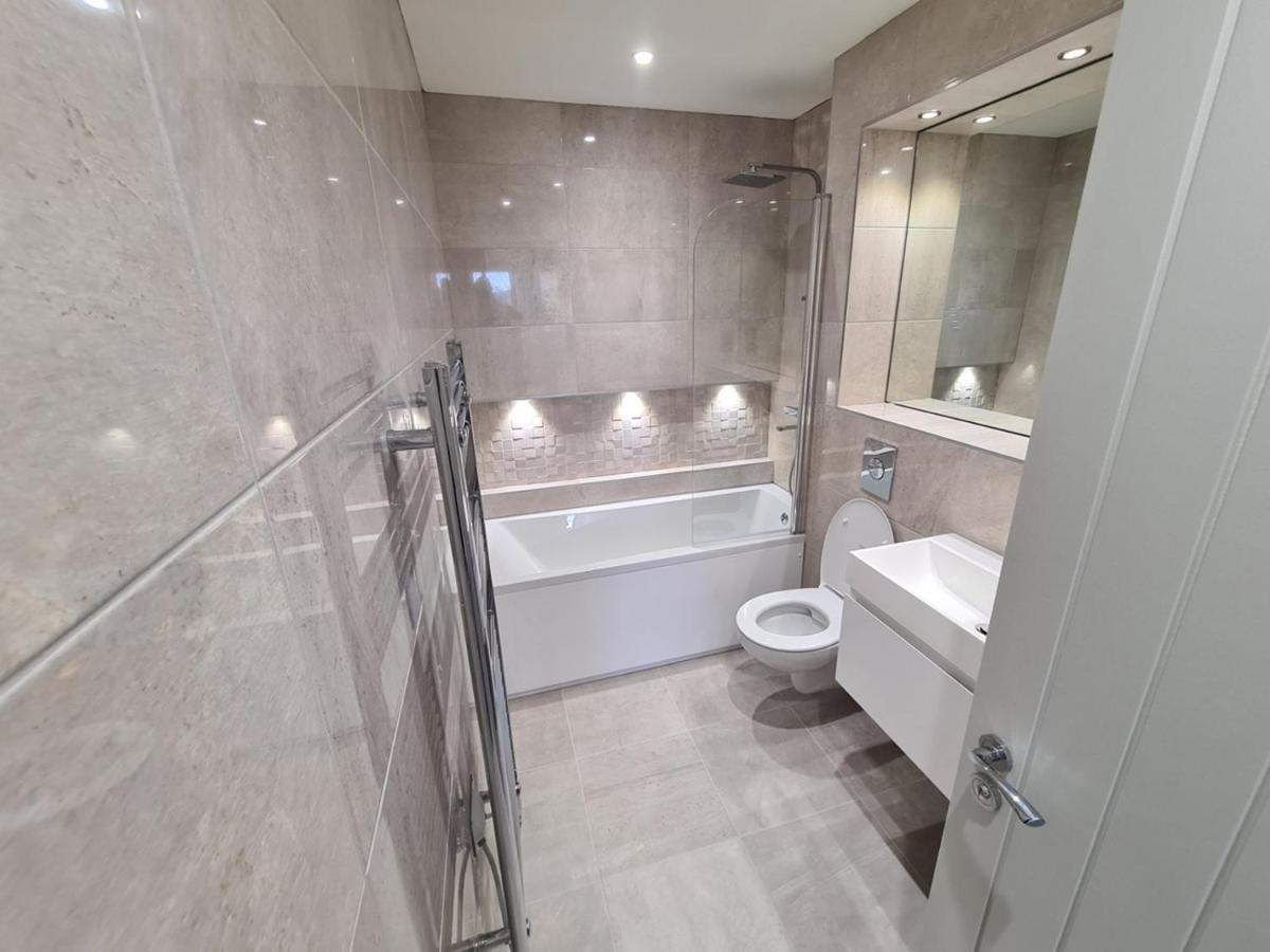 Jasmin Apartments - Luxury 1 & 2 Bedroom Units With Free Parking Bushey Extérieur photo
